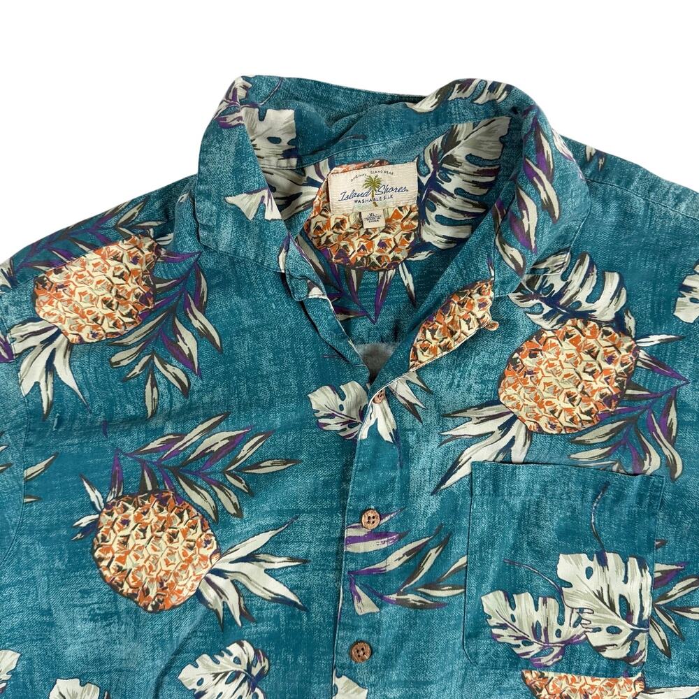 Island Shores Hawaiian Shirt Mens XL 100% Silk Pineapple Tropical  Button Up